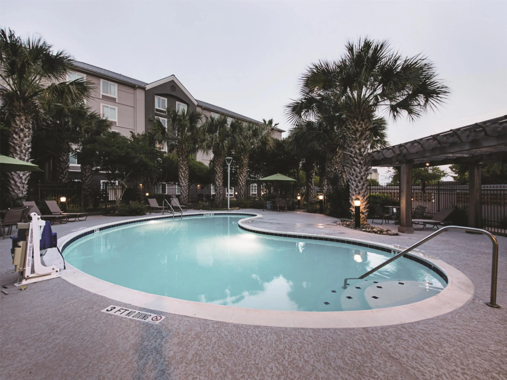 La Quinta by Wyndham Austin Airport