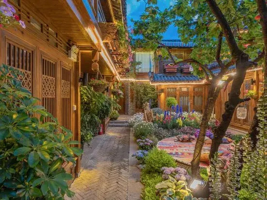 Encounter Lijiang Inn