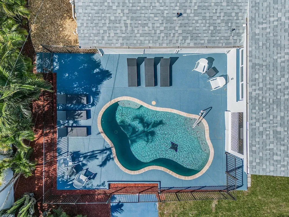 Beach Haven - 240 Virginia Ave - Bogo24 4 Bedroom Home by RedAwning, Fort Myers Beach