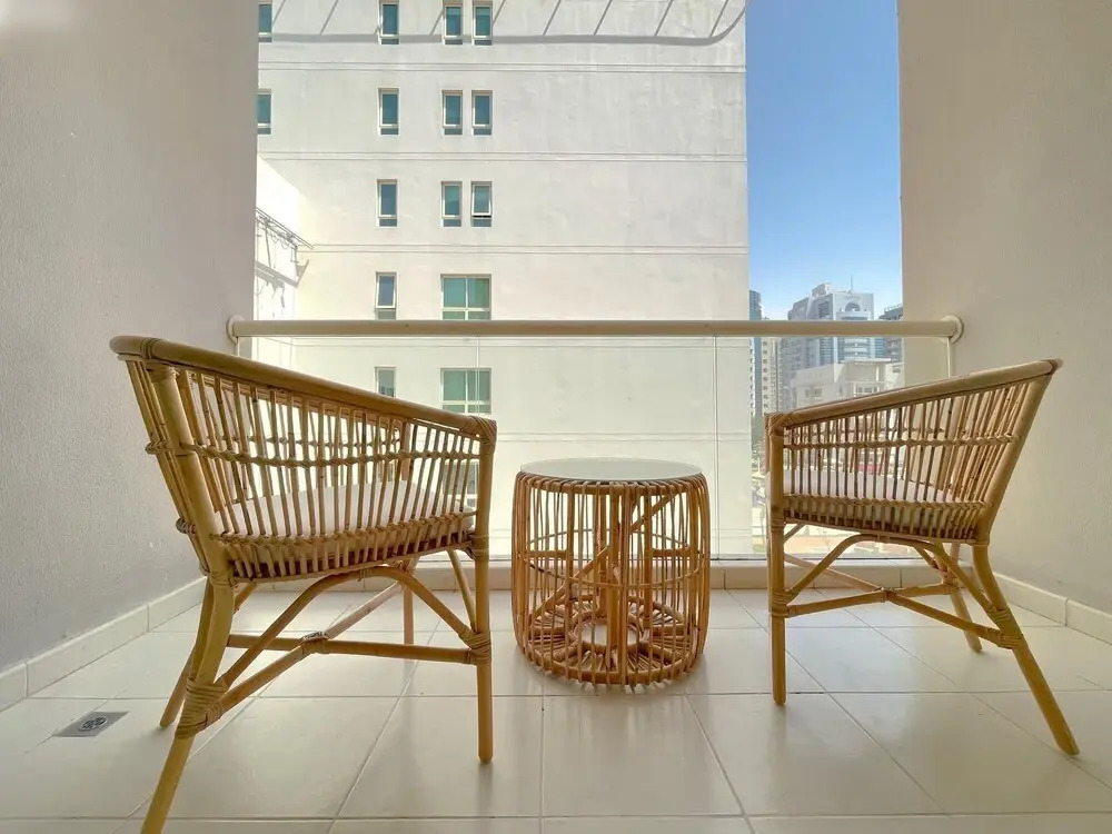 Spectacular 1BR Community View