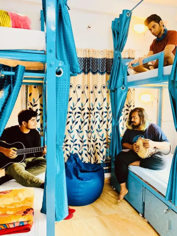 Skyard Hostel Rishikesh Laxman Jhula