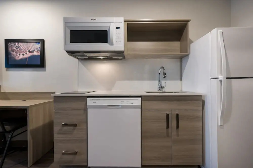 WoodSpring Suites East Lansing - University Area