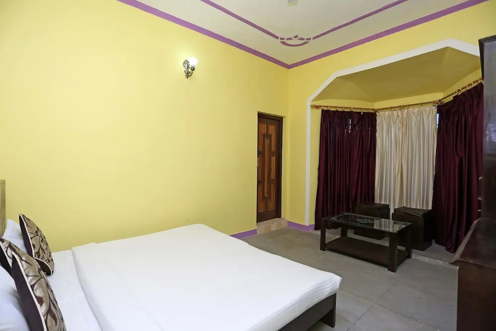 OYO 11049 Home 3BHK Villa Nakuchiyatal