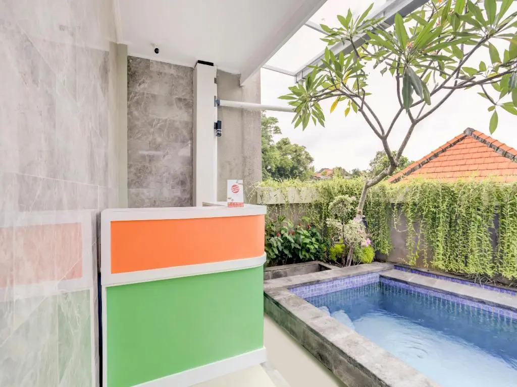 Oyo 90057 Riverside Bali Villas