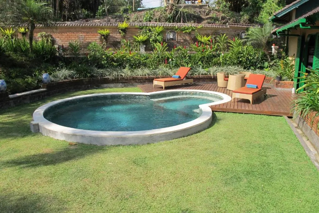 The Papas Villas