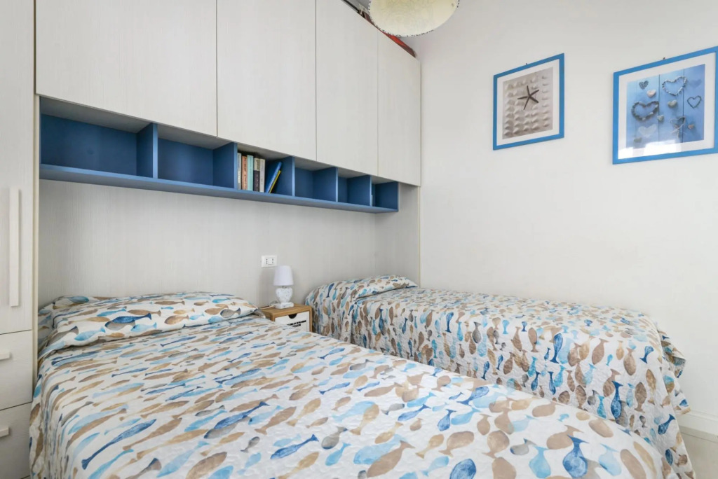 Bel Horizonte three-room apartment a few steps away to the town center-Casa Paba