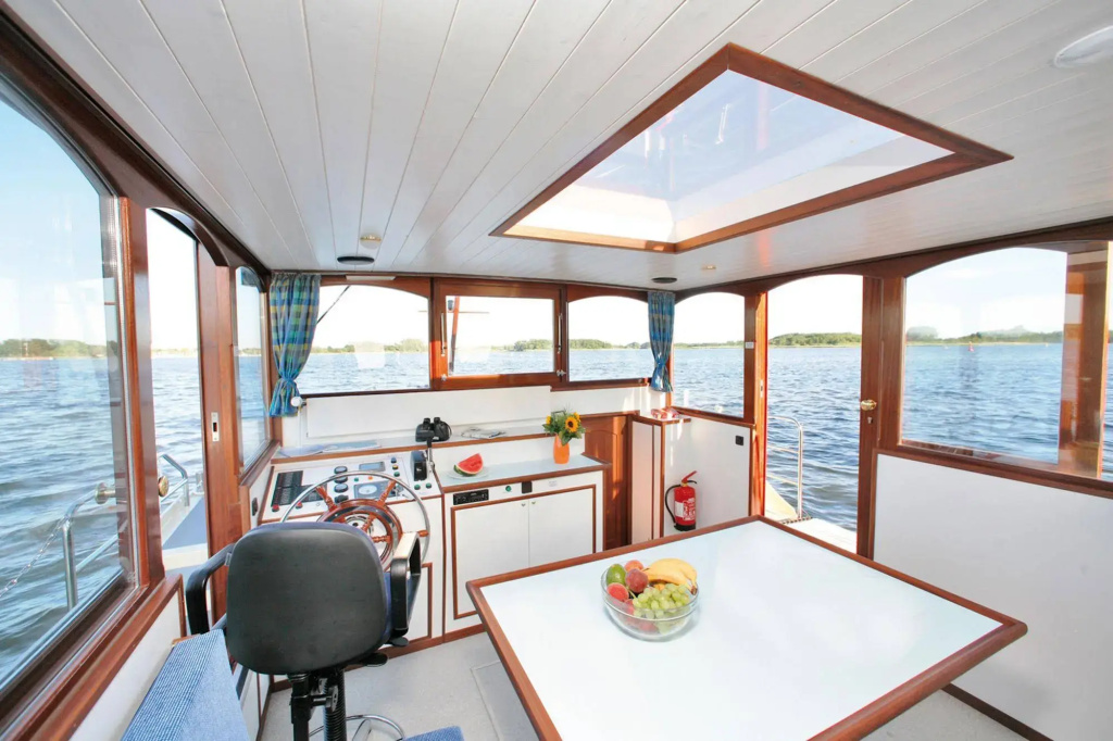 Boats & Yachts at Zeuthen Marina by Kuhnle-Tours