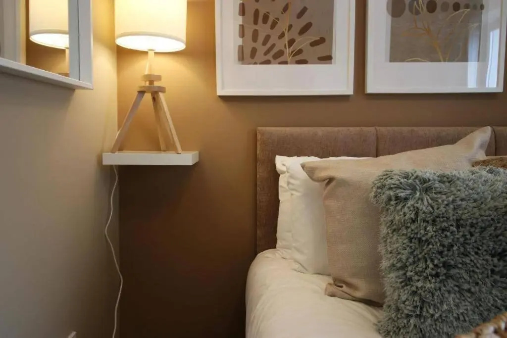 The Observatory by Mia Living 2 bedroom apartment overlooking Swansea Beach with free parking