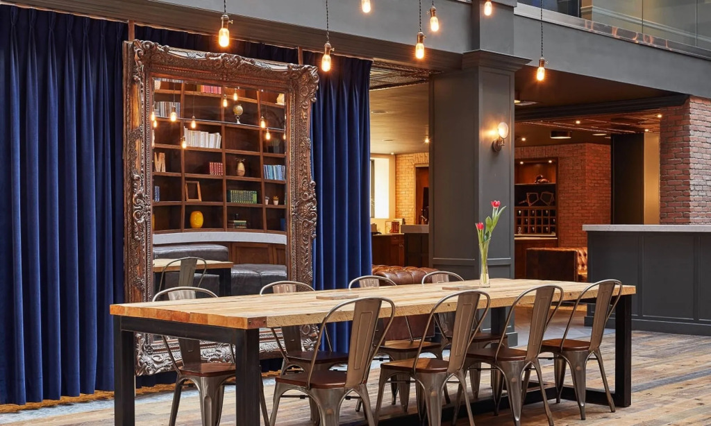 Metcalfe Hotel Ottawa by Gray Collection