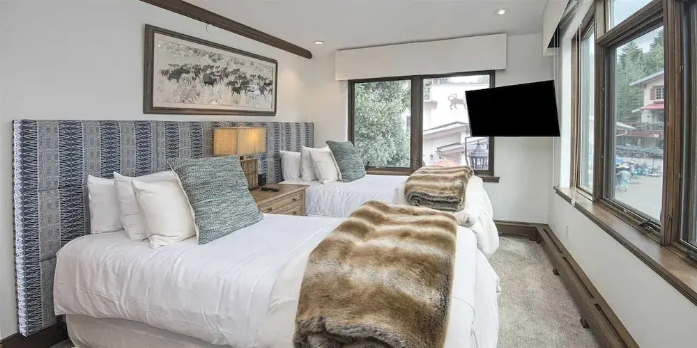 5 Bedroom In The Heart Of Vail Village