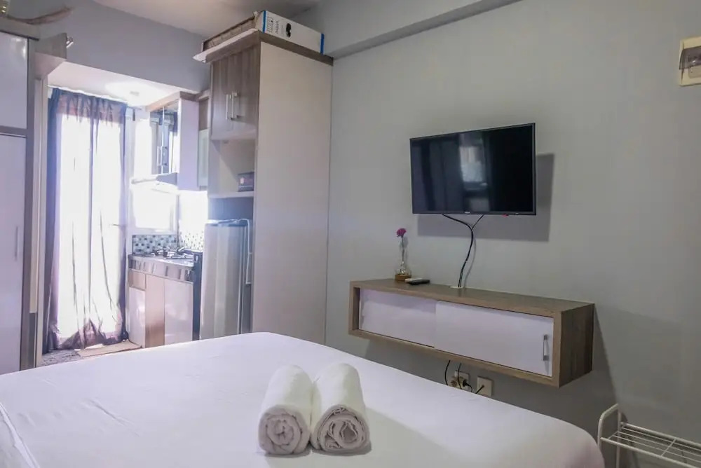 Minimalist Studio at Bintaro Park View Apartment