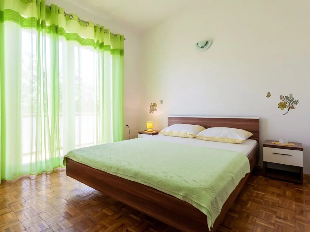 Balmy Apartment in Malinska Near Sea