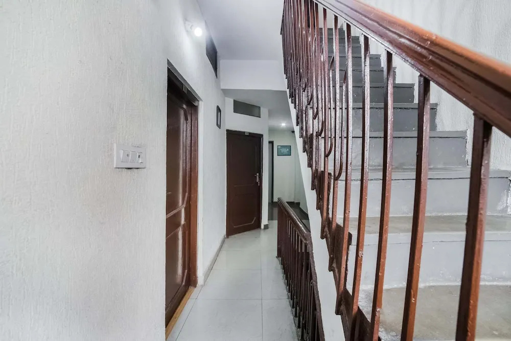 OYO 28783 Hotel Vaishali