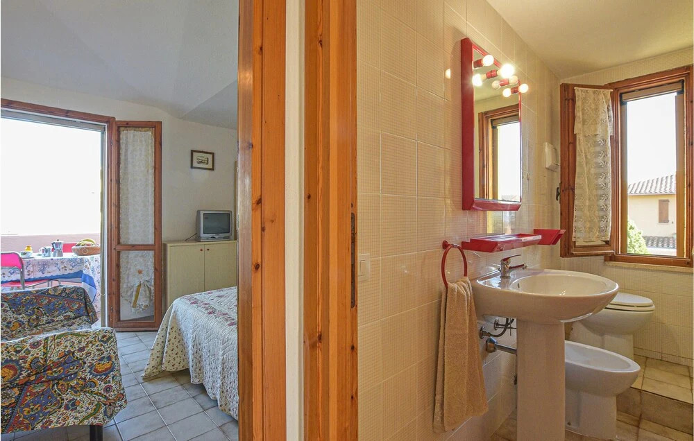 Stunning Apartment in Solanas With 2 Bedrooms