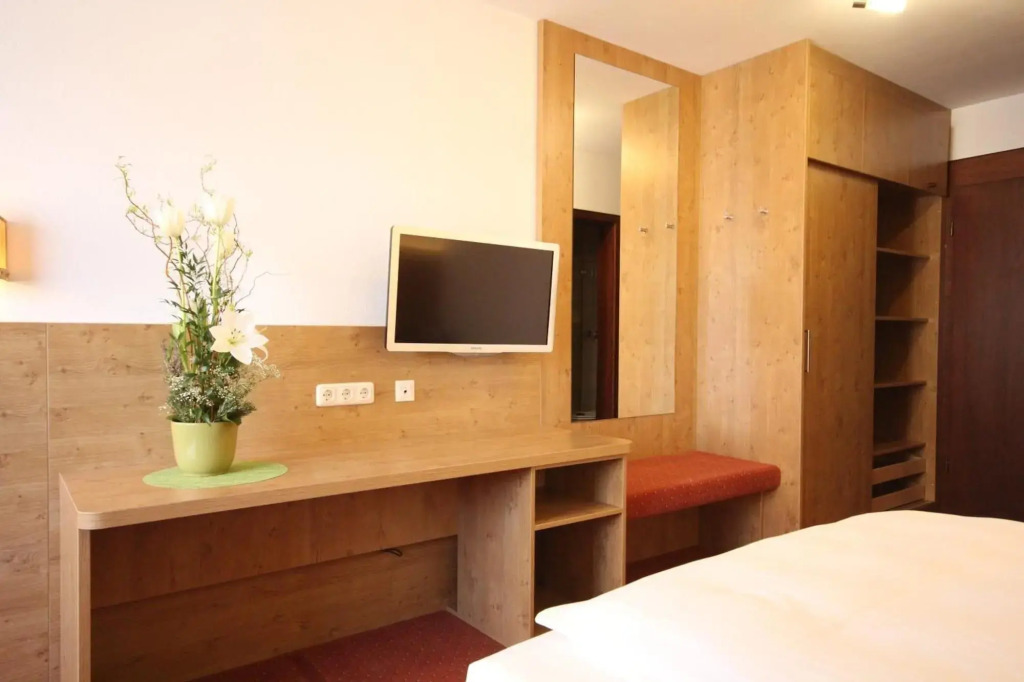 Isar Hotel