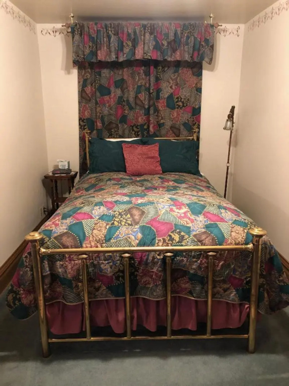 The Hancock House Bed & Breakfast Inn