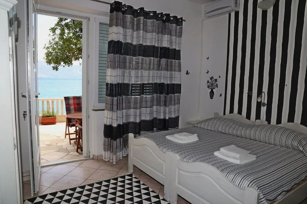 Apartments Nikolina