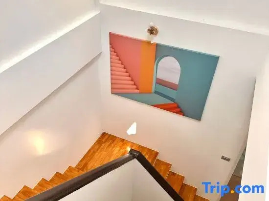 Stylish Modern Home 4Bedroom 7Bed 200m BTS PhraKhanong, 10min ThongLo