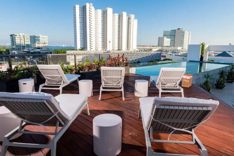 Torre Sofia Cancun