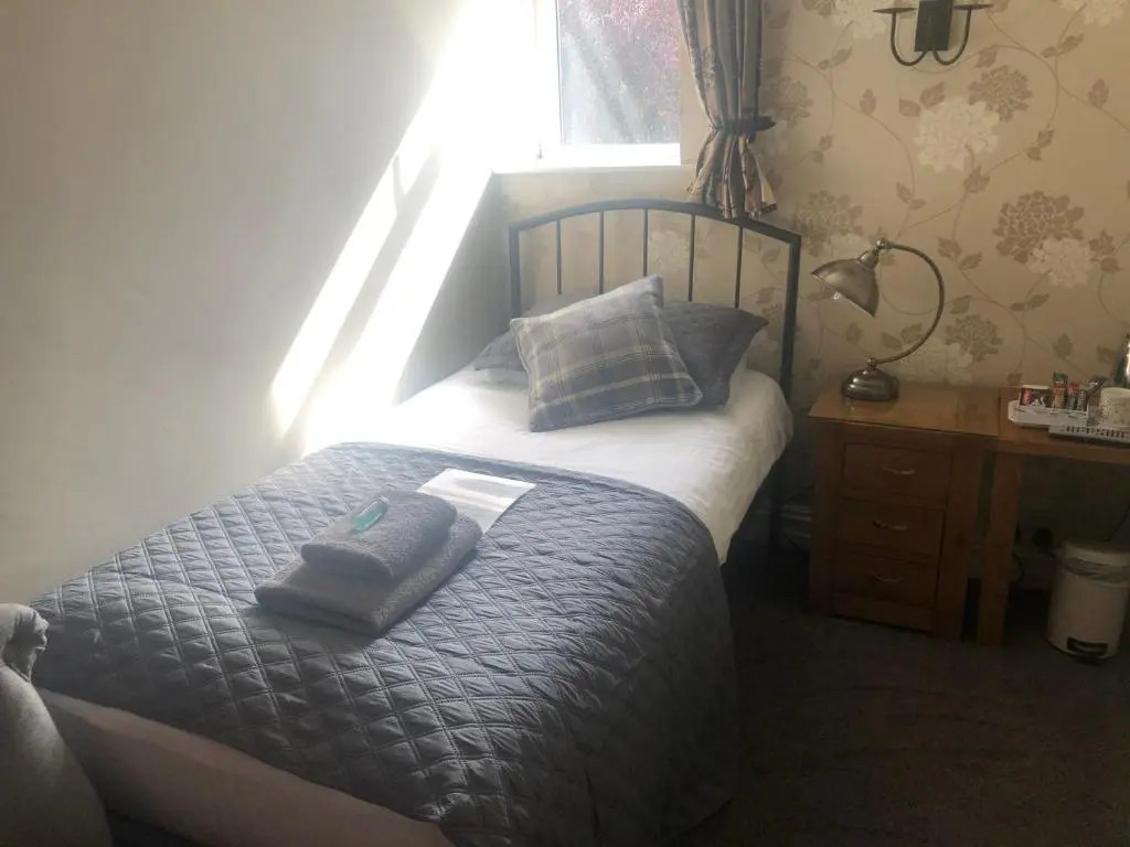 Autumn Leaves Guest House