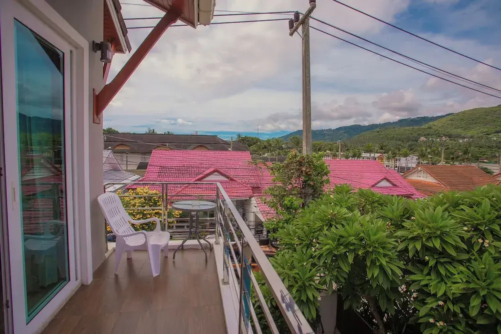 Nee Pool Villa