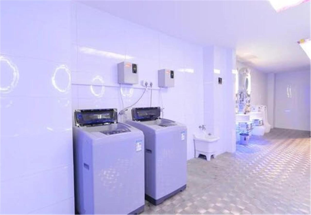 Zhuhai Dreamers Capsule Hotel