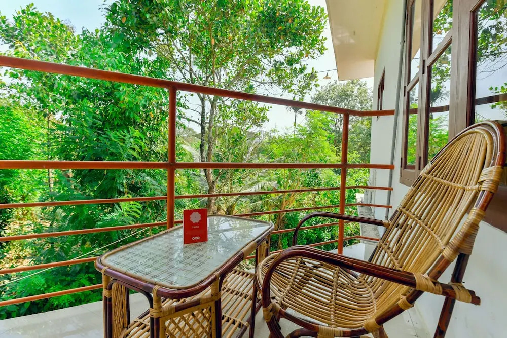OYO 22767 Holidays Inn Wayanad