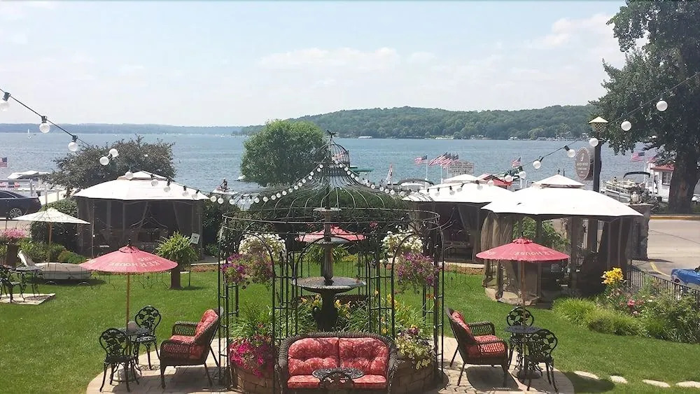 Baker House Hotel