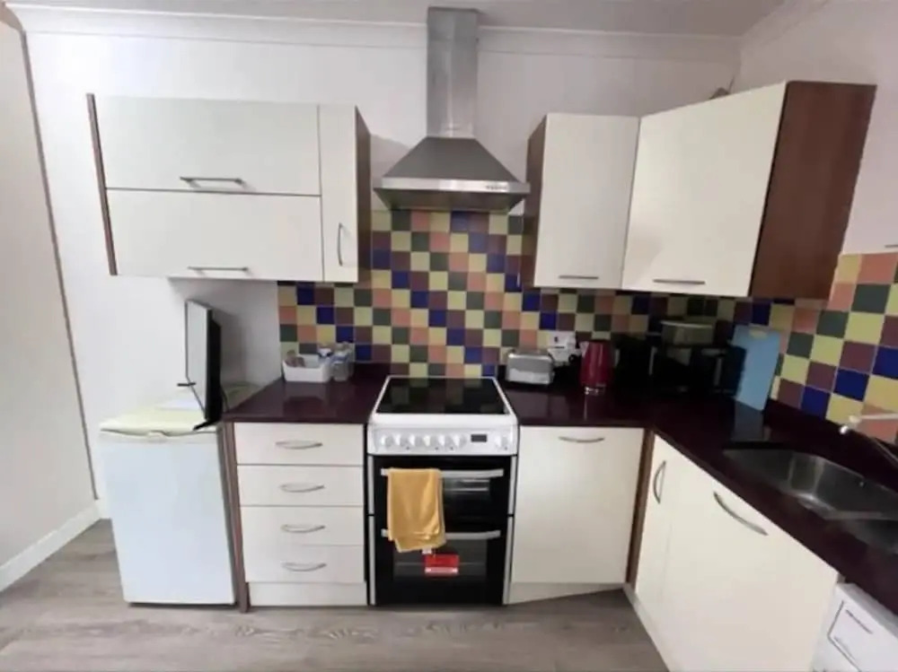 Inviting 1-bed Apartment in Ilford