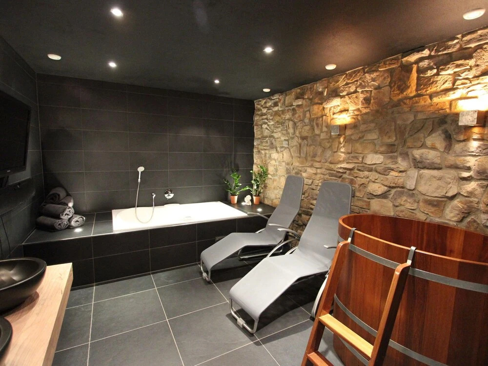 Chalet in Piesendorf with Sauna, Hot Tub, Pool, Whirlpool