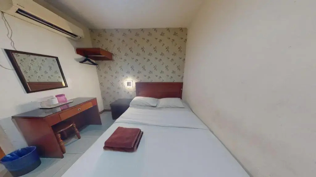 Rose Cottage Hotel Taman Daya