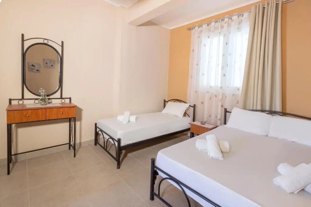 Maria Rooms