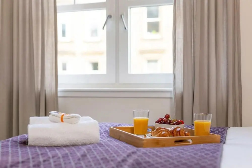 Polwarth Gardens Edinburgh Apartment