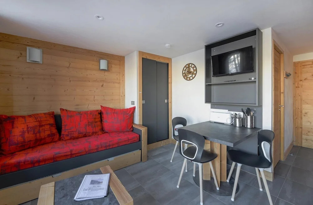 Residence LES Coches Studio in a Family Resort at the Bottom of the Slopes Bac9