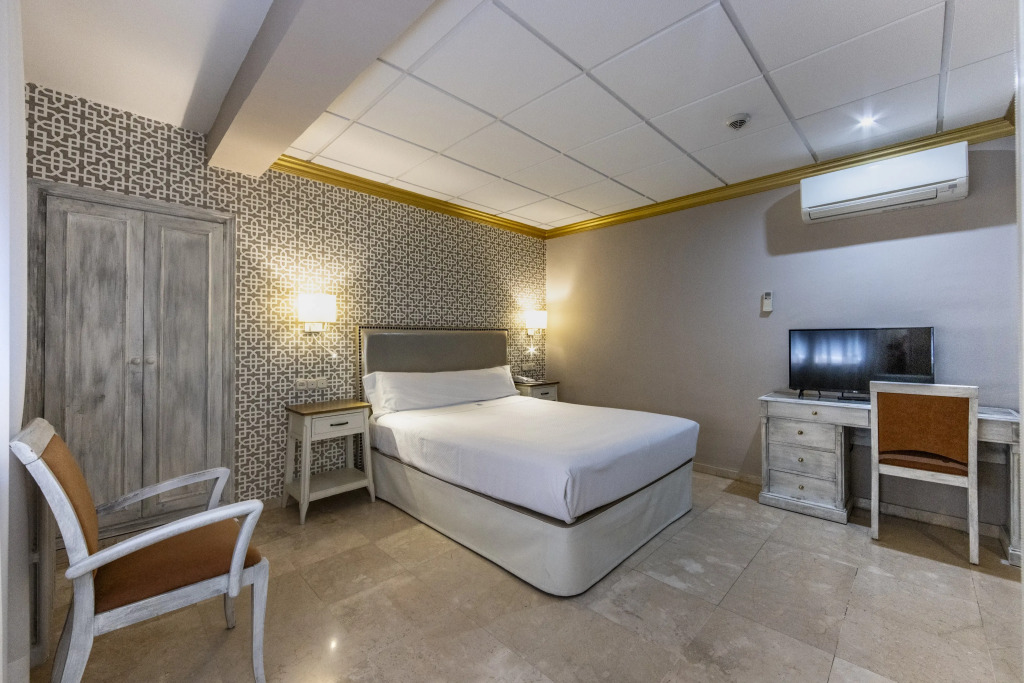 Hotel Sacromonte