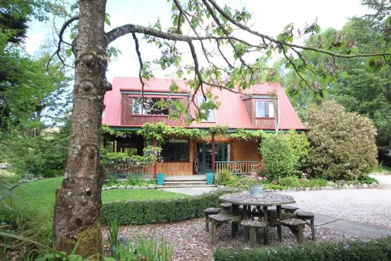 Murchison Lodge