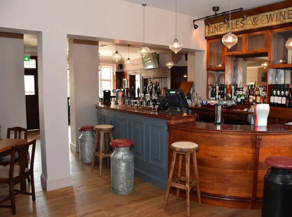 Bath Arms Hotel