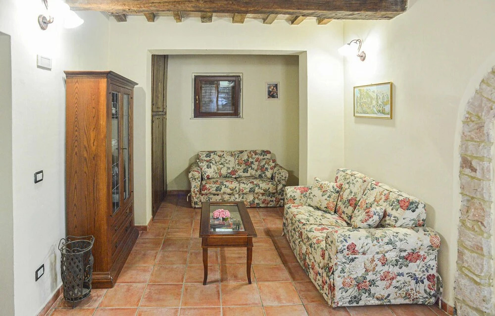 Amazing Home in Cagli With 4 Bedrooms, Internet and Private Swimming Pool