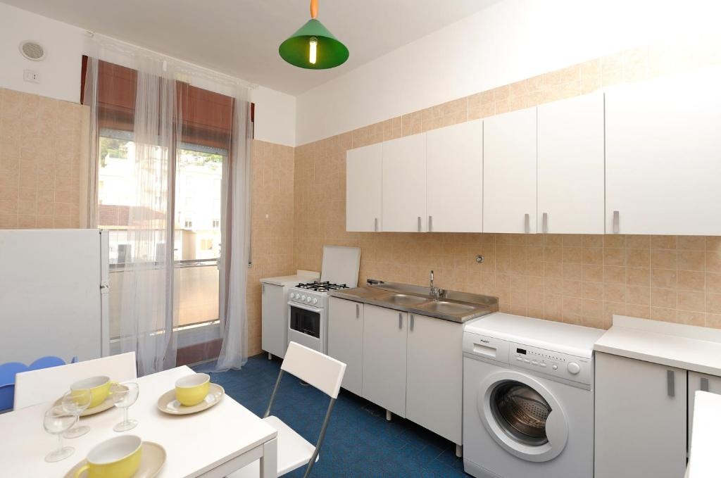 2 bedrooms appartement at Maiori 70 m away from the beach with city view furnished balcony and wifi