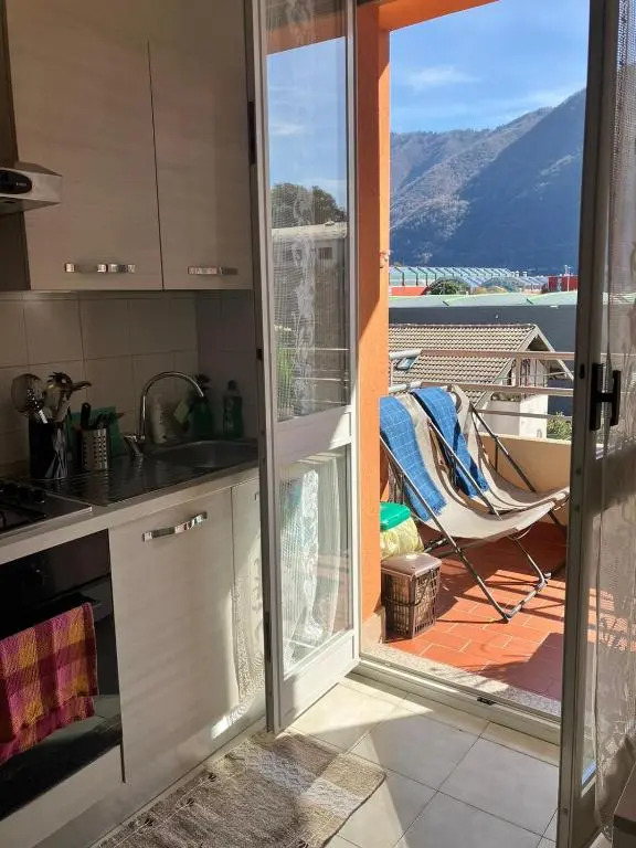 Como Lake House, vista lago: 100 mt dal lago