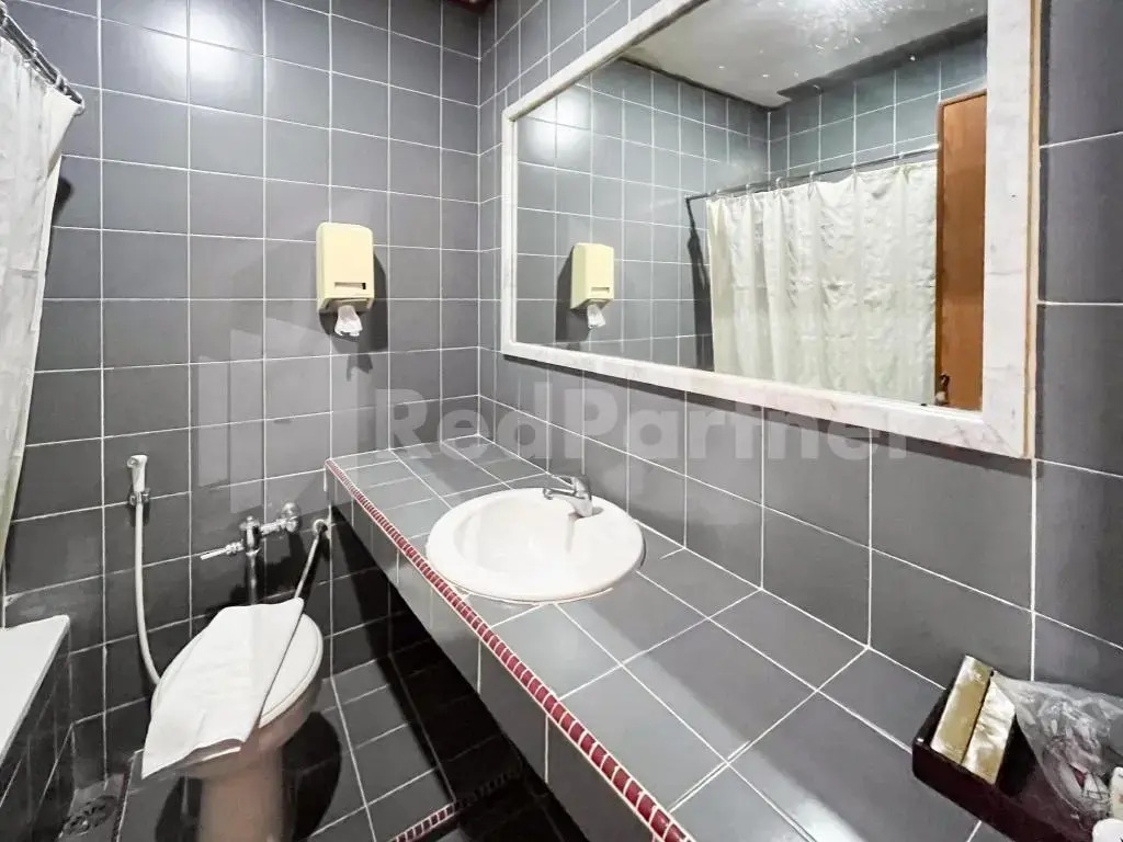 Pardede International Hotel