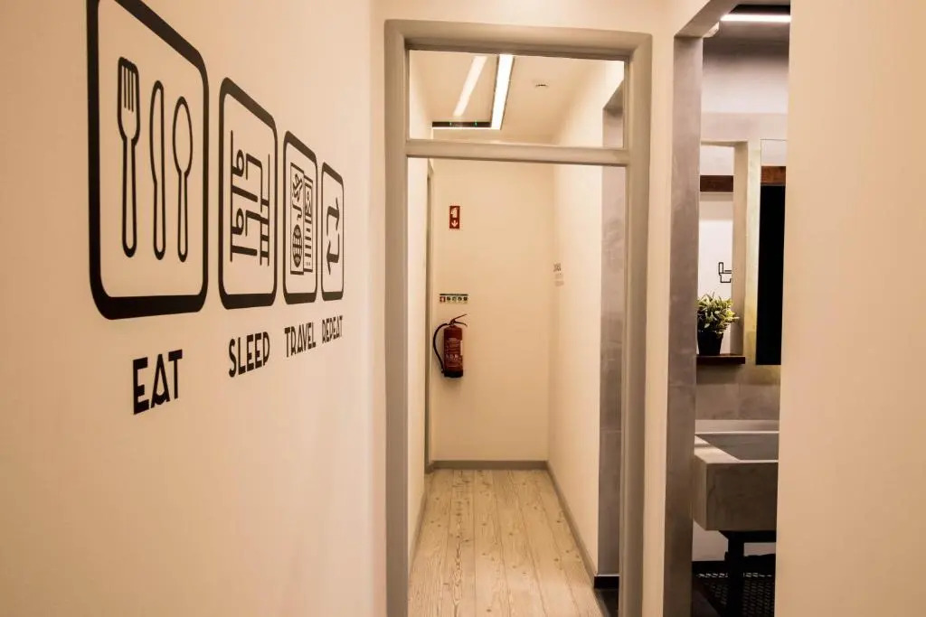 GiG Capsule Hostel