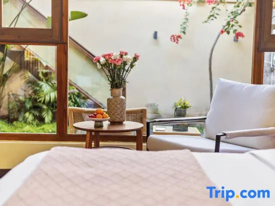 Lu Xiaoxiao's Courtyard Homestay