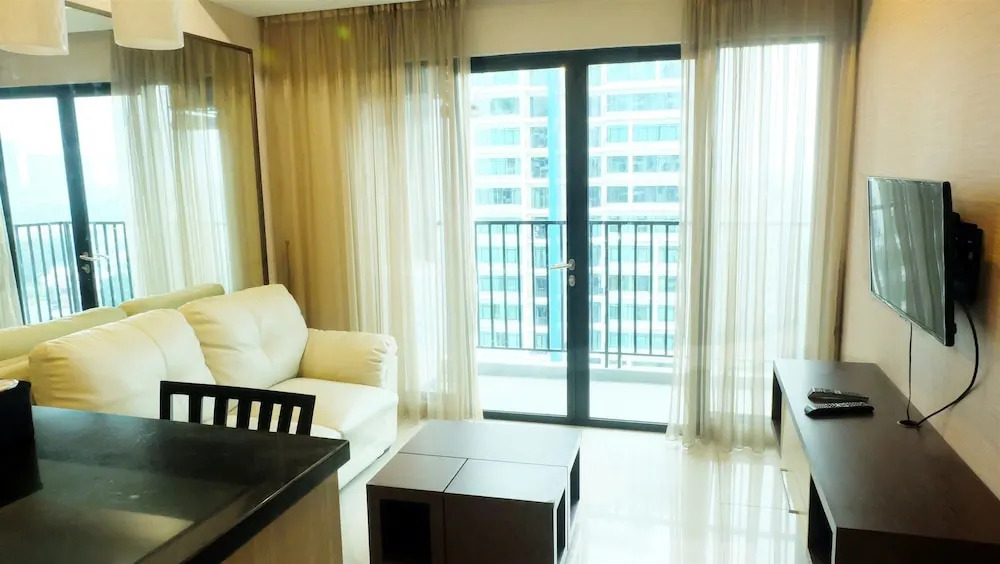 Pondok Indah At Hampton's Park Apartment