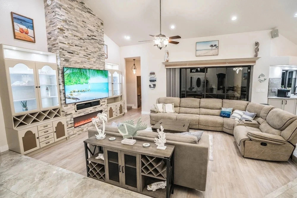 Apollos Anchor - 926 Golf Island Dr 5 Bedroom Home