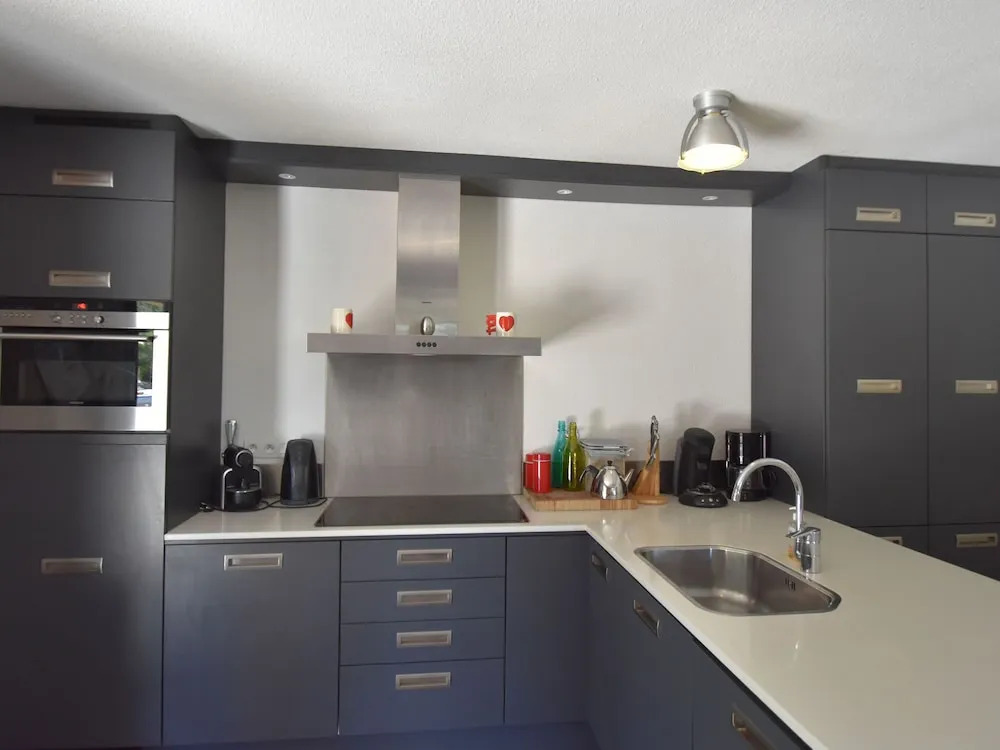 Modern Villa in Montbrun-des-Corbieres with Private Pool
