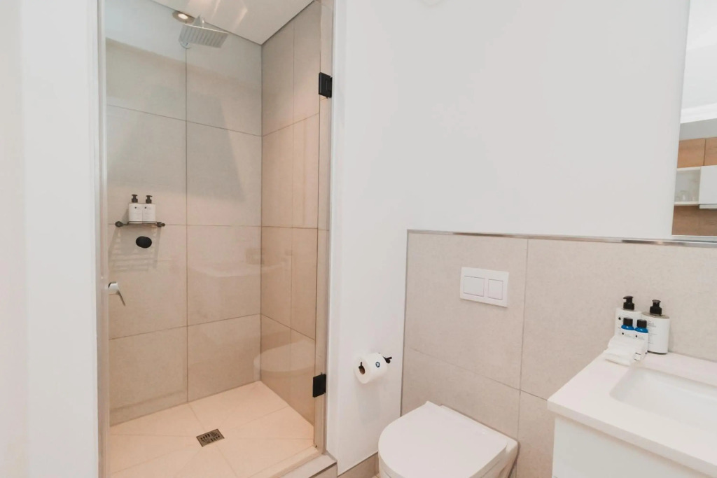 Bridgewater Apartments by Century City Hotels