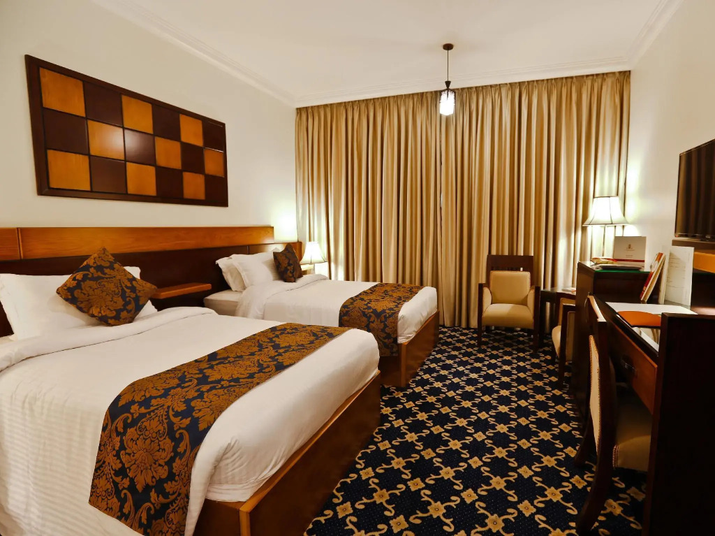 Al Thuraya Hotel