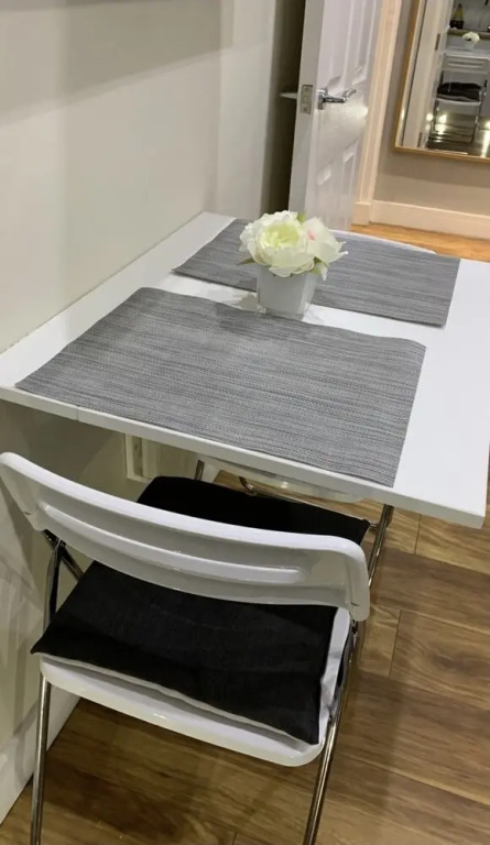 Charming 2-bed Apartment