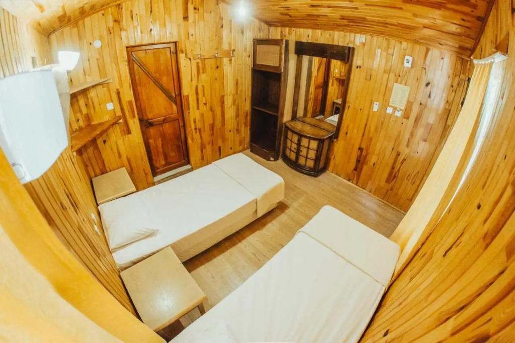 Kadir's Tree Houses